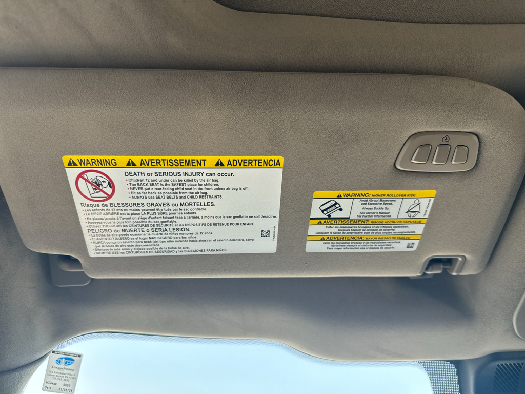 New 2025 Star White Metallic Tri-Coat Ford Platinum image 31