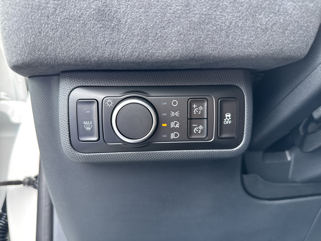 New 2025 Star White Metallic Tri-Coat Ford GT image 30