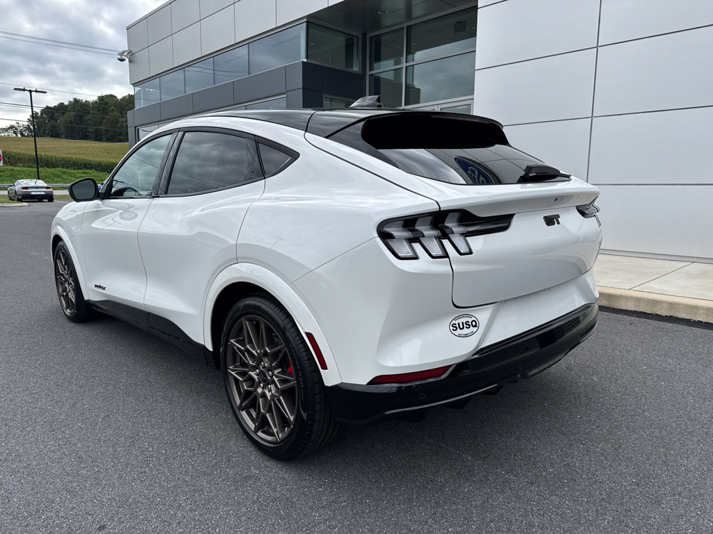 New 2025 Star White Metallic Tri-Coat Ford GT image 18