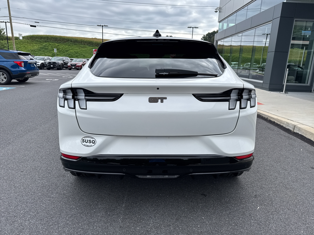 New 2025 Star White Metallic Tri-Coat Ford GT image 8