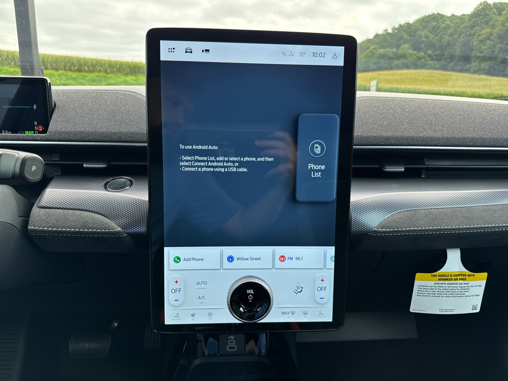 New 2025 Star White Metallic Tri-Coat Ford GT image 15