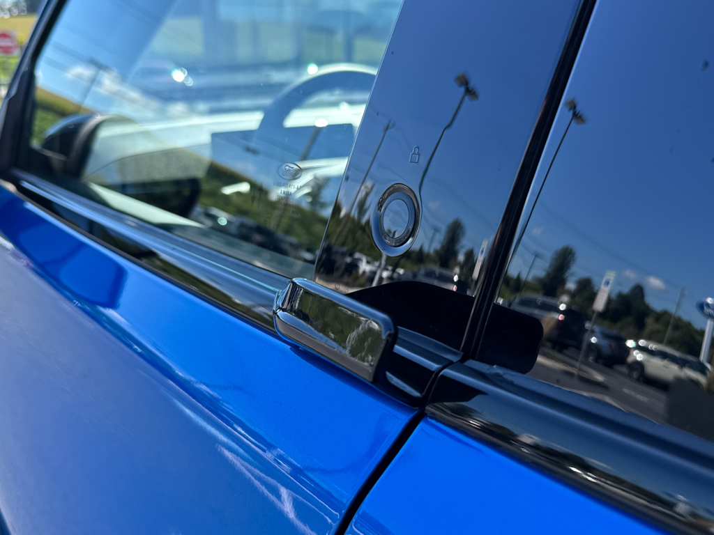 New 2025 Velocity Blue Metallic Ford Premium image 21
