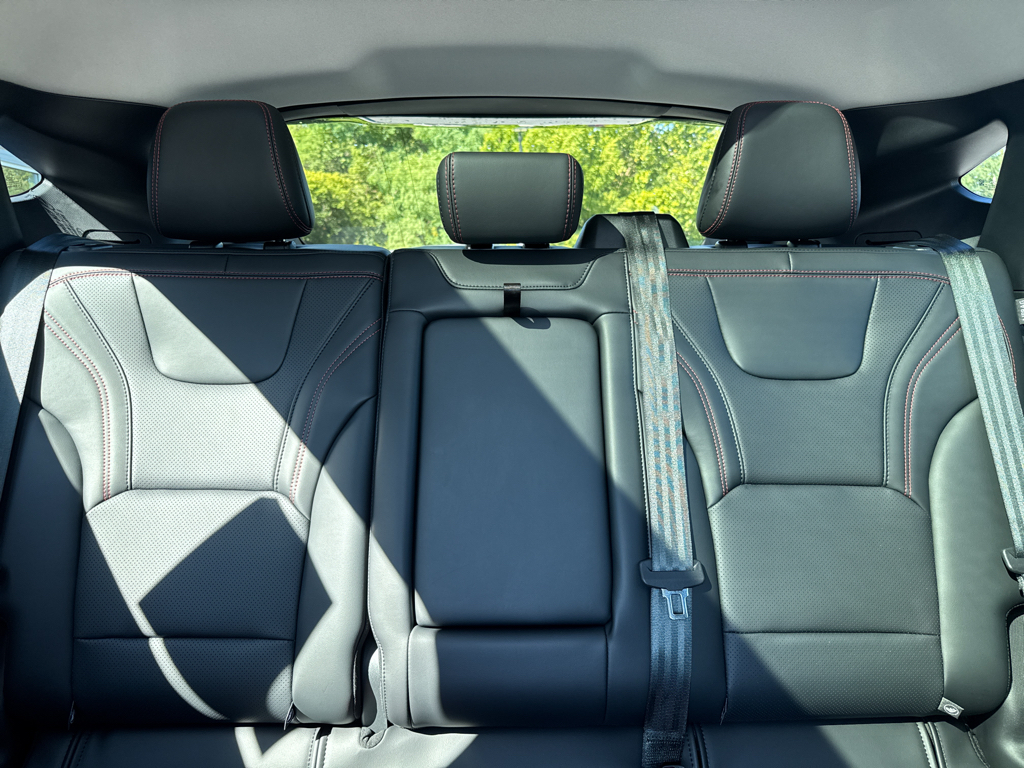 New 2025 Velocity Blue Metallic Ford Premium image 5