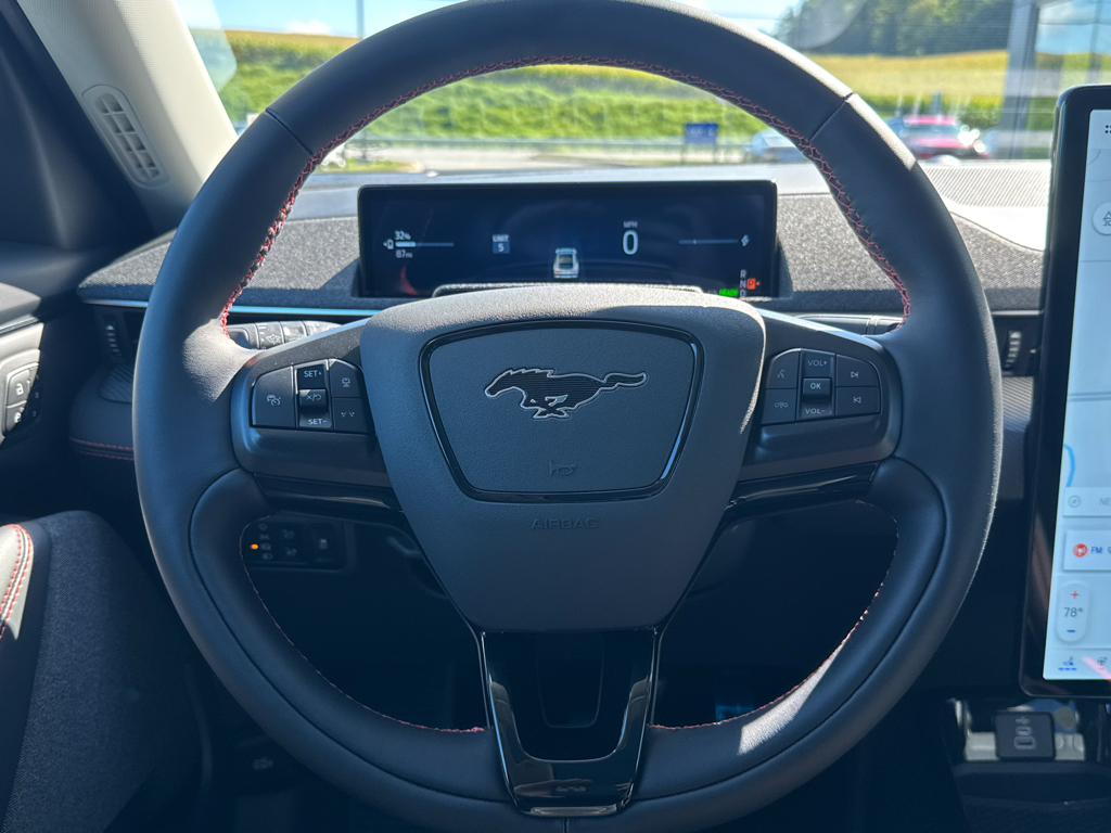 New 2025 Velocity Blue Metallic Ford Premium image 20