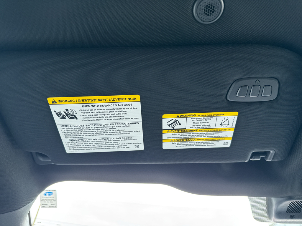 New 2025 Rapid Red Metallic Tinted Clearcoat Ford LARIAT image 31