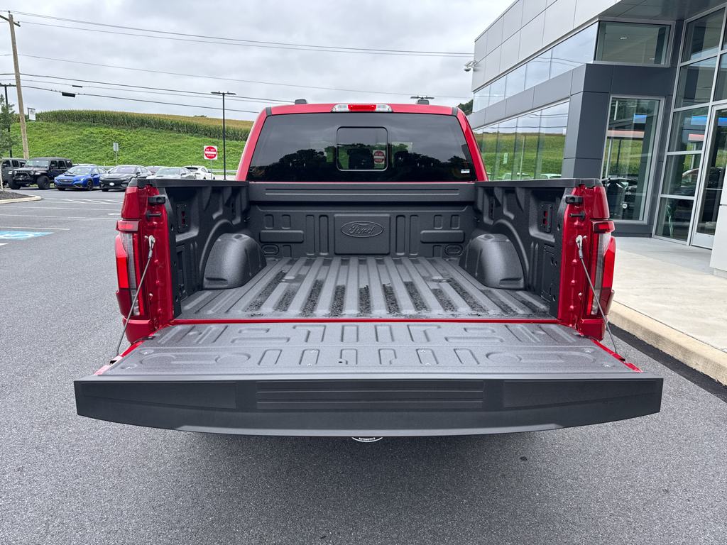 New 2025 Rapid Red Metallic Tinted Clearcoat Ford LARIAT image 6