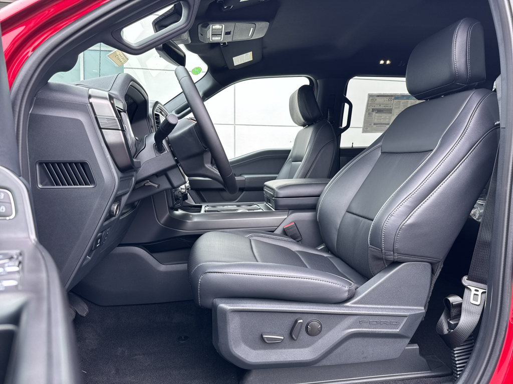 New 2025 Rapid Red Metallic Tinted Clearcoat Ford LARIAT image 4