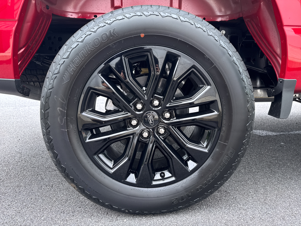 New 2025 Rapid Red Metallic Tinted Clearcoat Ford LARIAT image 20