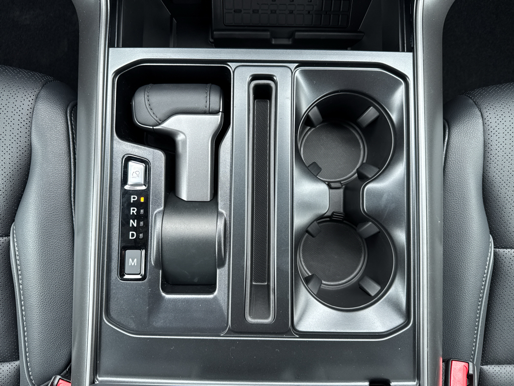 New 2025 Rapid Red Metallic Tinted Clearcoat Ford LARIAT image 22