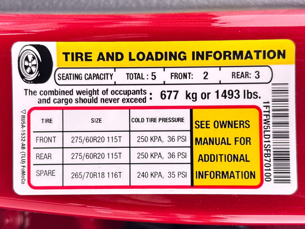 New 2025 Rapid Red Metallic Tinted Clearcoat Ford LARIAT image 34