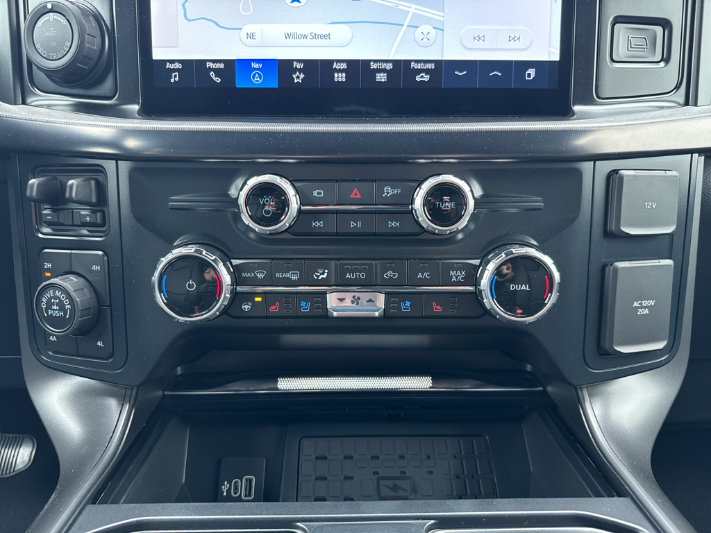 New 2025 Rapid Red Metallic Tinted Clearcoat Ford LARIAT image 14