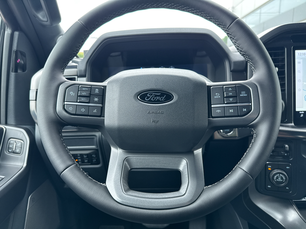 New 2025 Rapid Red Metallic Tinted Clearcoat Ford LARIAT image 21