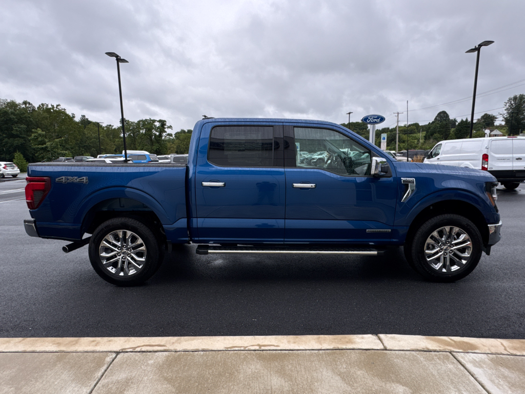 New 2025 Atlas Blue Metallic Ford XLT image 2