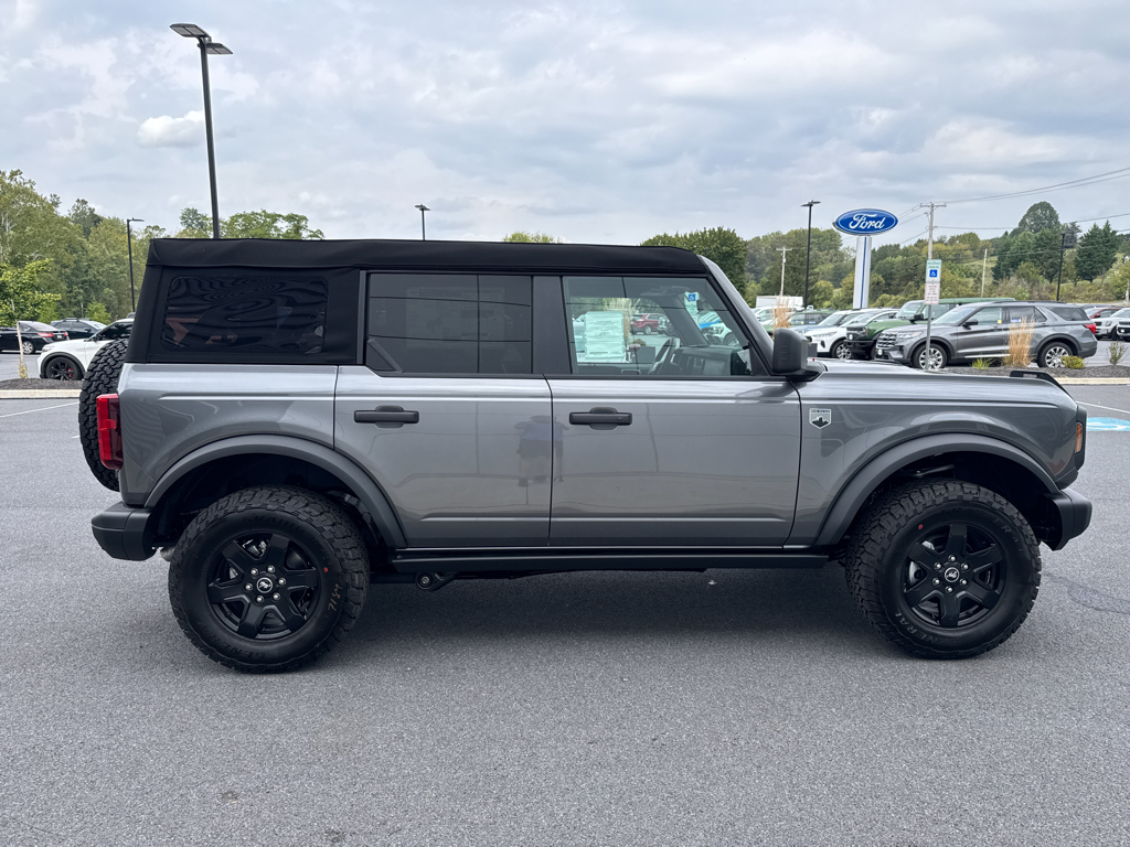 New 2025 Carbonized Gray Metallic Ford Big Bend image 12