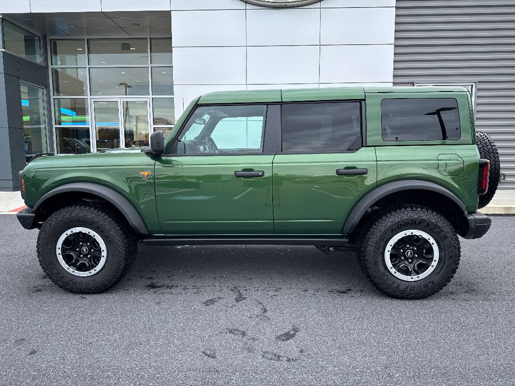 New 2025 Eruption Green Metallic Ford Badlands image 11