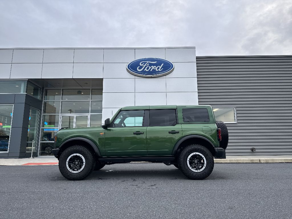 New 2025 Eruption Green Metallic Ford Badlands image 10