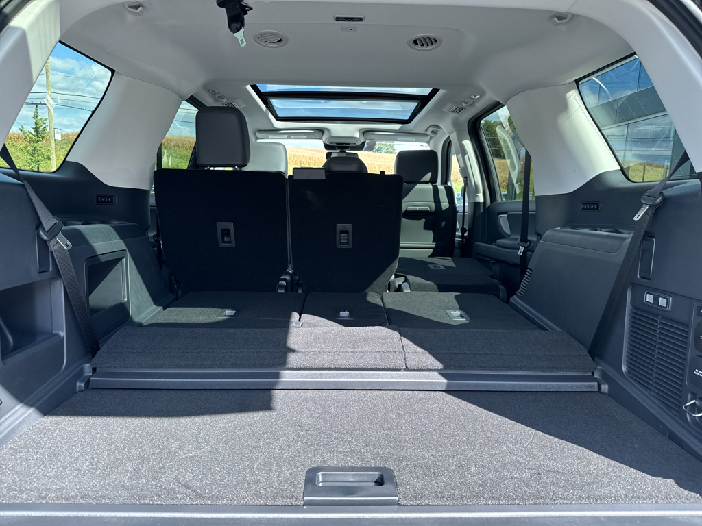 New 2025 Dark Matter Grey Metallic Ford Active image 7