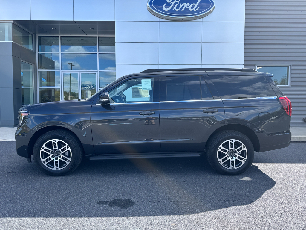 New 2025 Dark Matter Grey Metallic Ford Active image 12