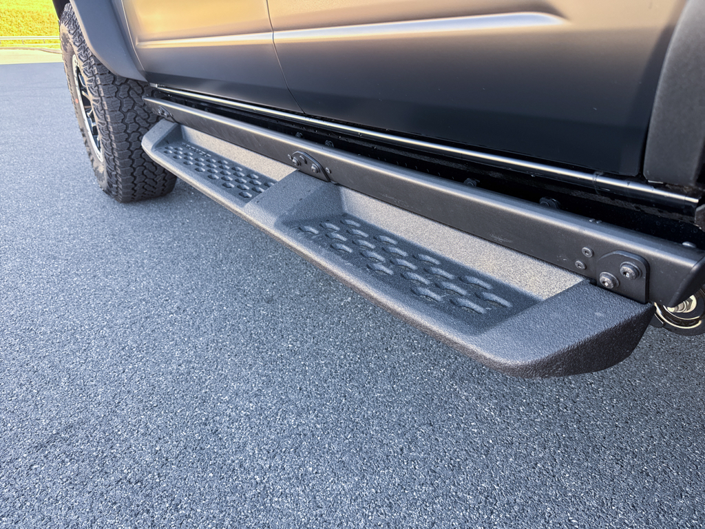 New 2025 Shadow Black Ford Badlands image 21