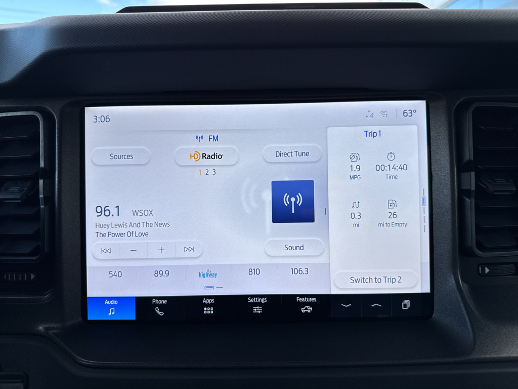 New 2025 Eruption Green Metallic Ford Base image 13