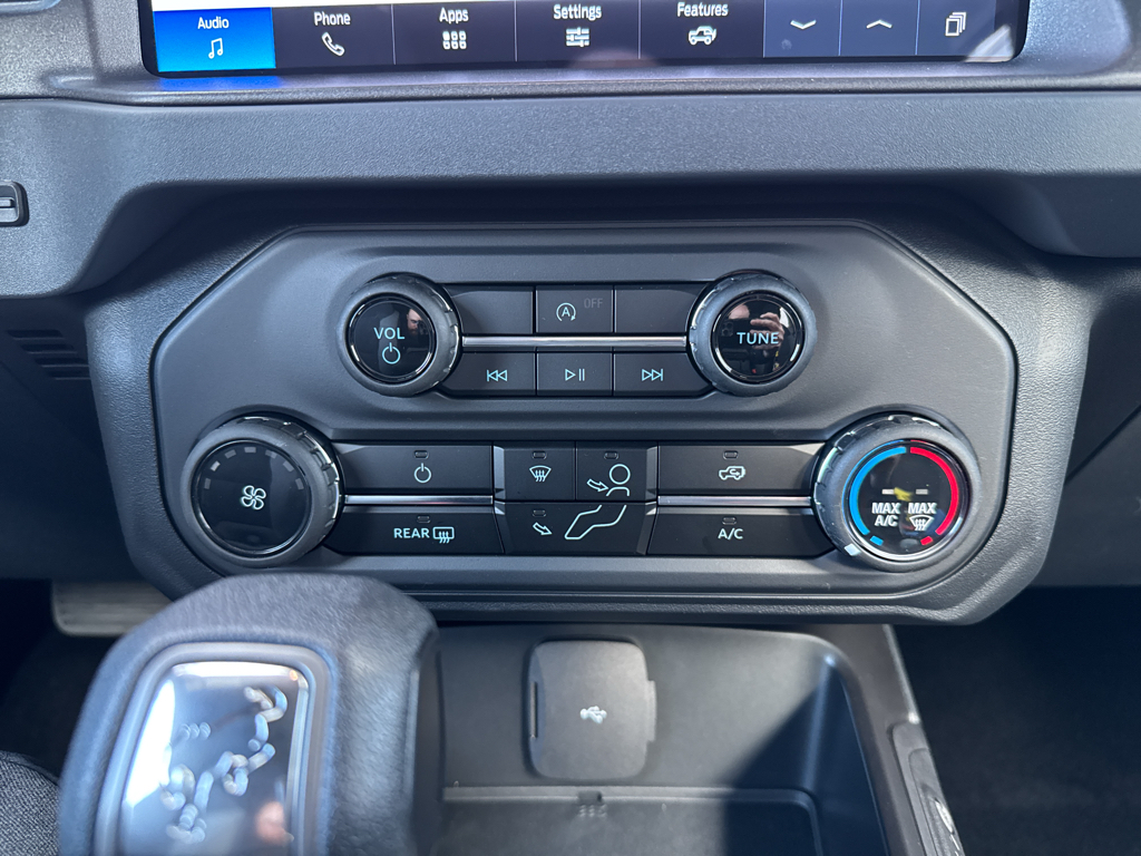 New 2025 Eruption Green Metallic Ford Base image 22