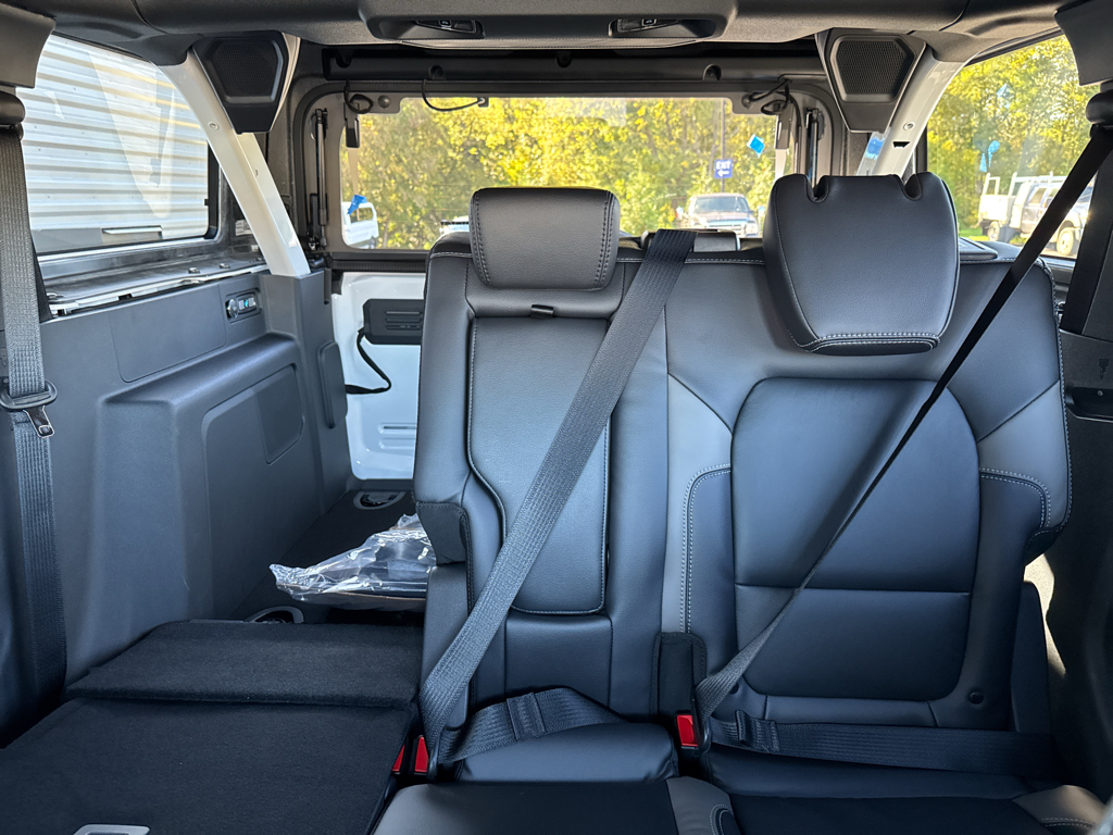 New 2025 Oxford White Ford Outer Banks image 5