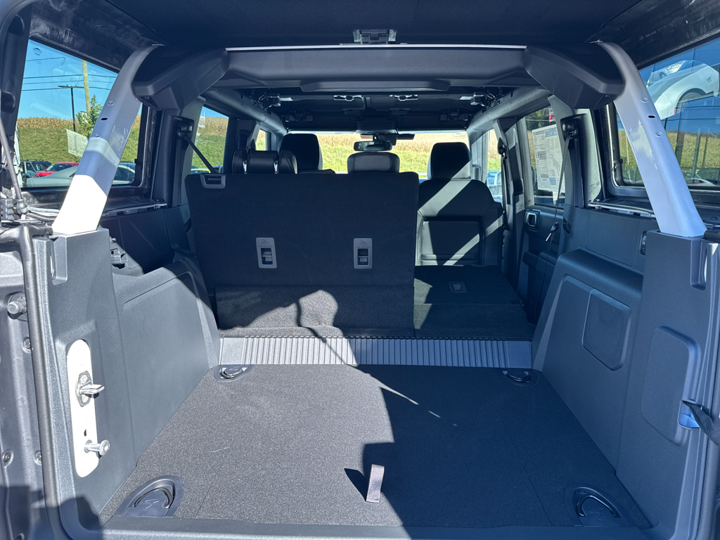 New 2025 Oxford White Ford Outer Banks image 6