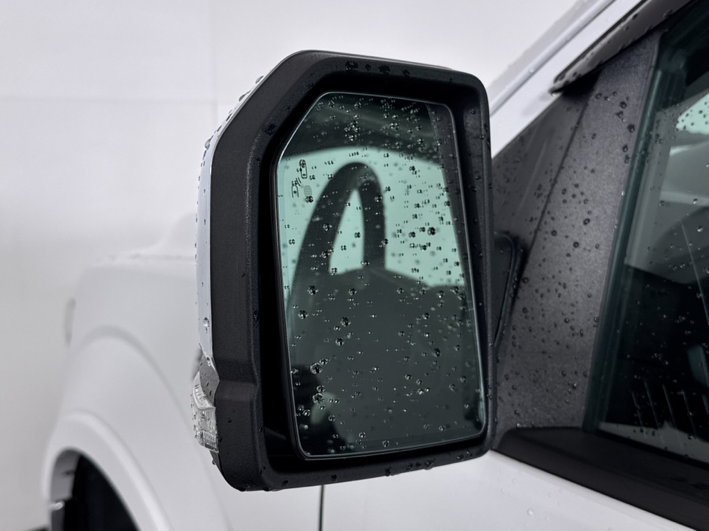 Used 2019 Oxford White Ford LARIAT image 24