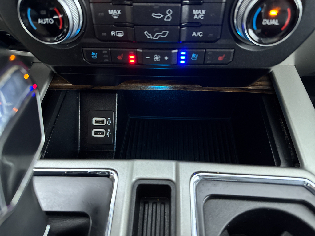 Used 2019 Oxford White Ford LARIAT image 29