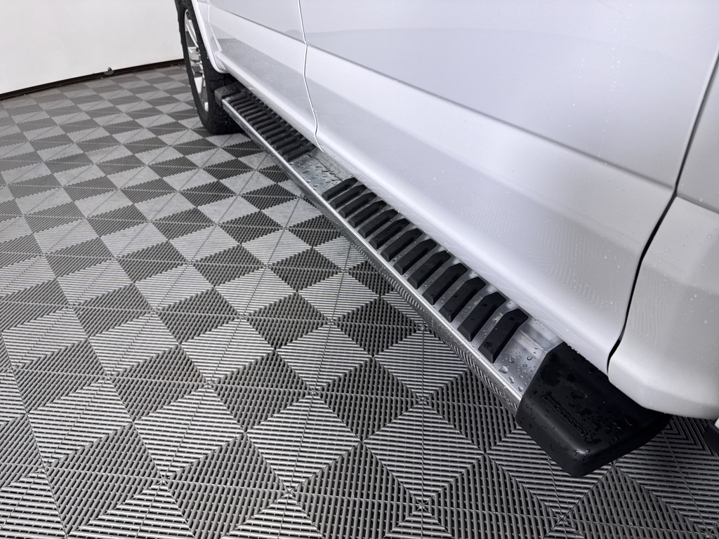 Used 2019 Oxford White Ford LARIAT image 23