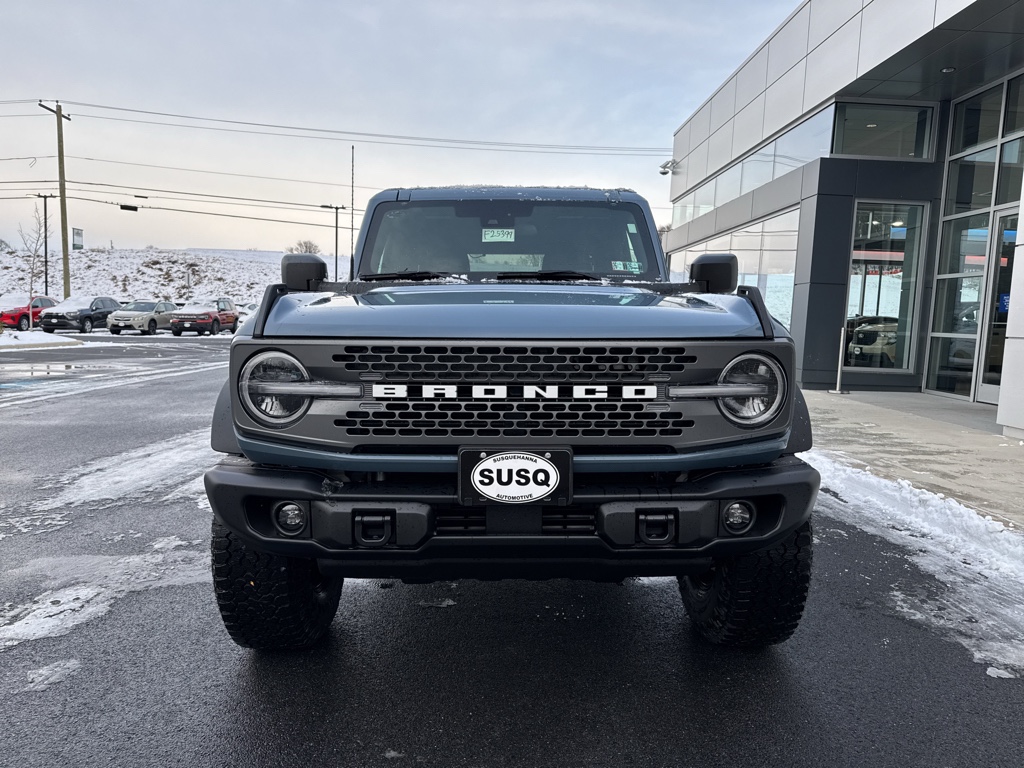 New 2025 Azure Gray Met Tri-coat Ford Badlands image 2