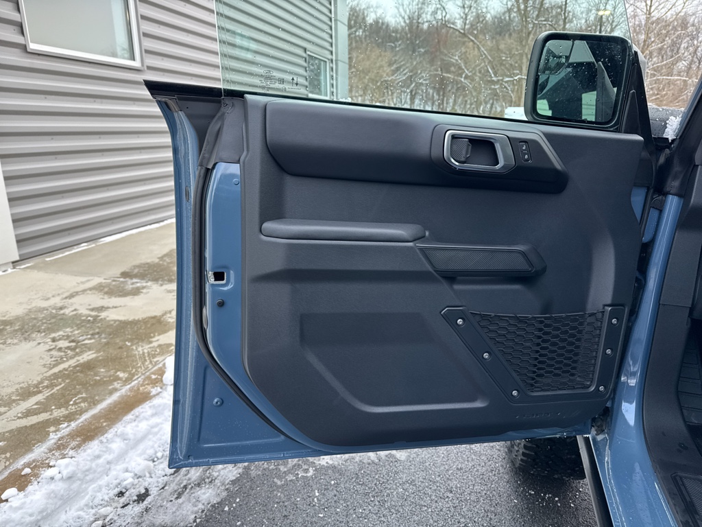 New 2025 Azure Gray Met Tri-coat Ford Badlands image 24