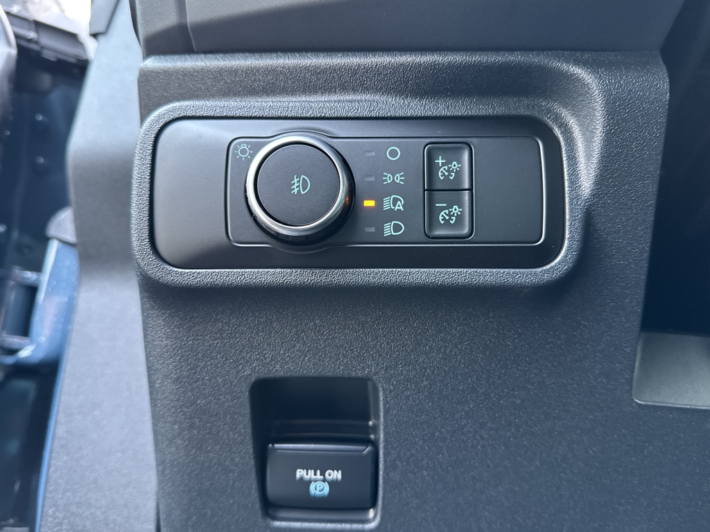 New 2025 Azure Gray Met Tri-coat Ford Badlands image 25