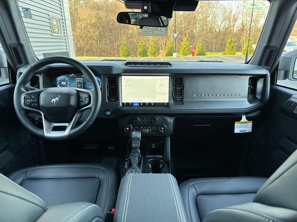 New 2025 Desert Sand Ford Badlands image 3