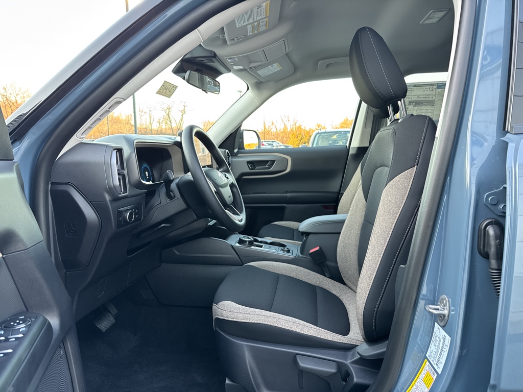 New 2025 Azure Gray Metallic Tri-coat Ford Big Bend image 4