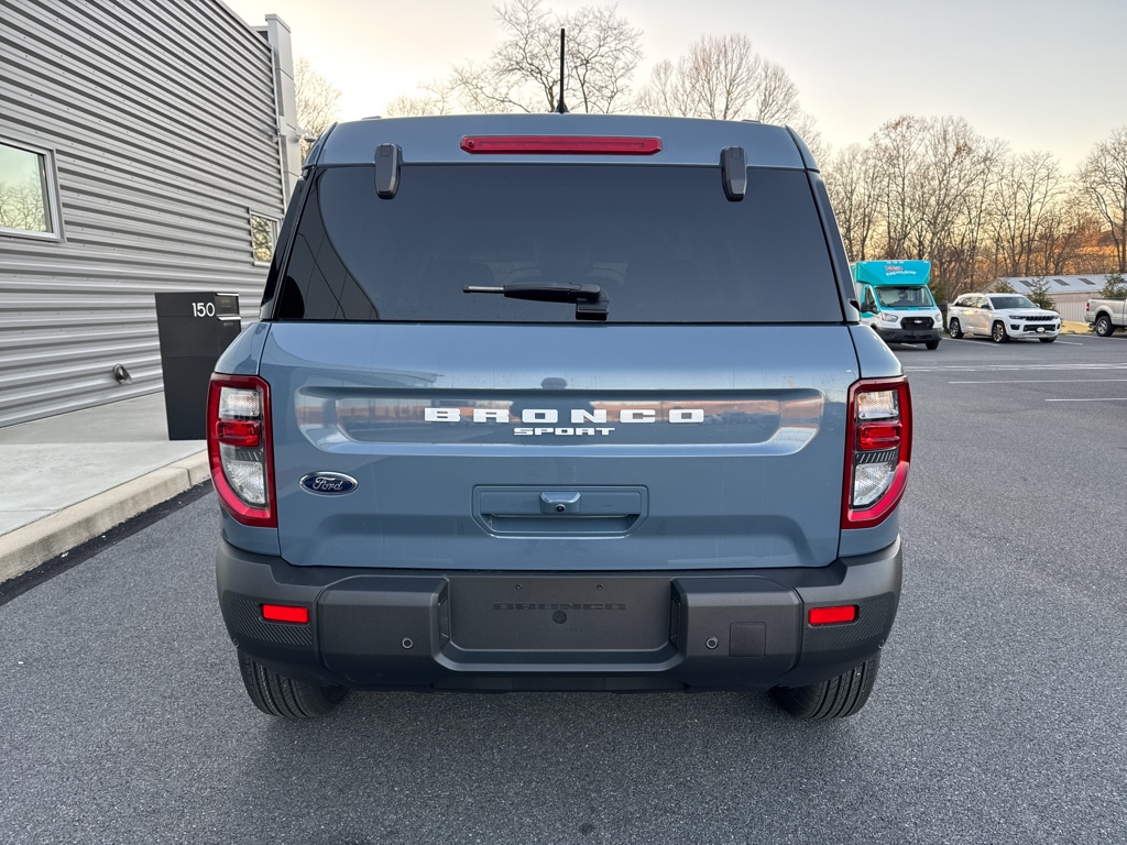 New 2025 Azure Gray Metallic Tri-coat Ford Big Bend image 8