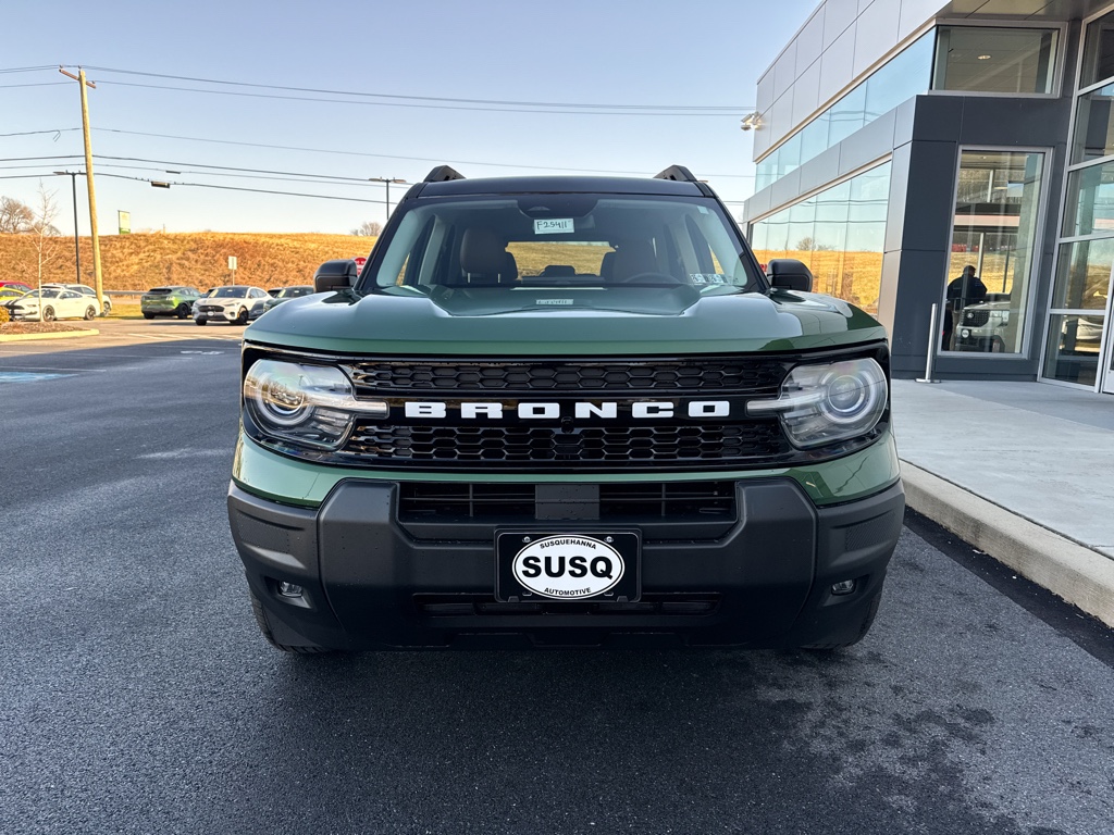 New 2025 Eruption Green Metallic Ford Outer Banks image 2