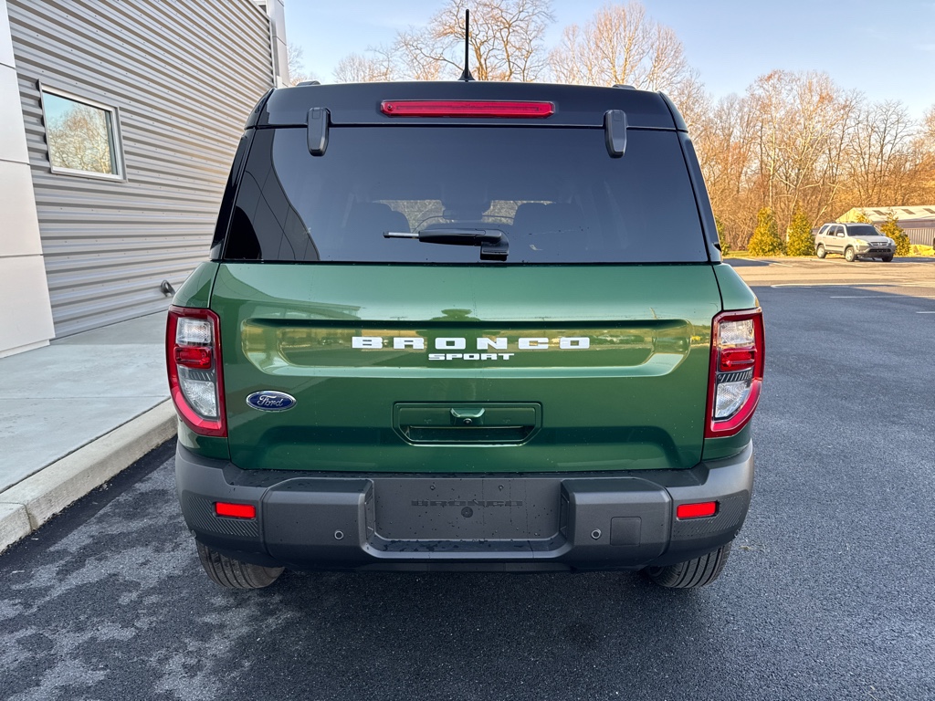 New 2025 Eruption Green Metallic Ford Outer Banks image 8