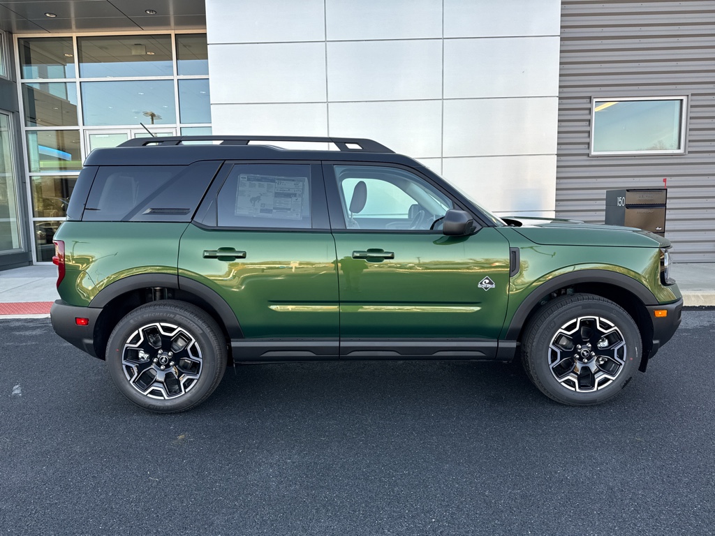 New 2025 Eruption Green Metallic Ford Outer Banks image 11