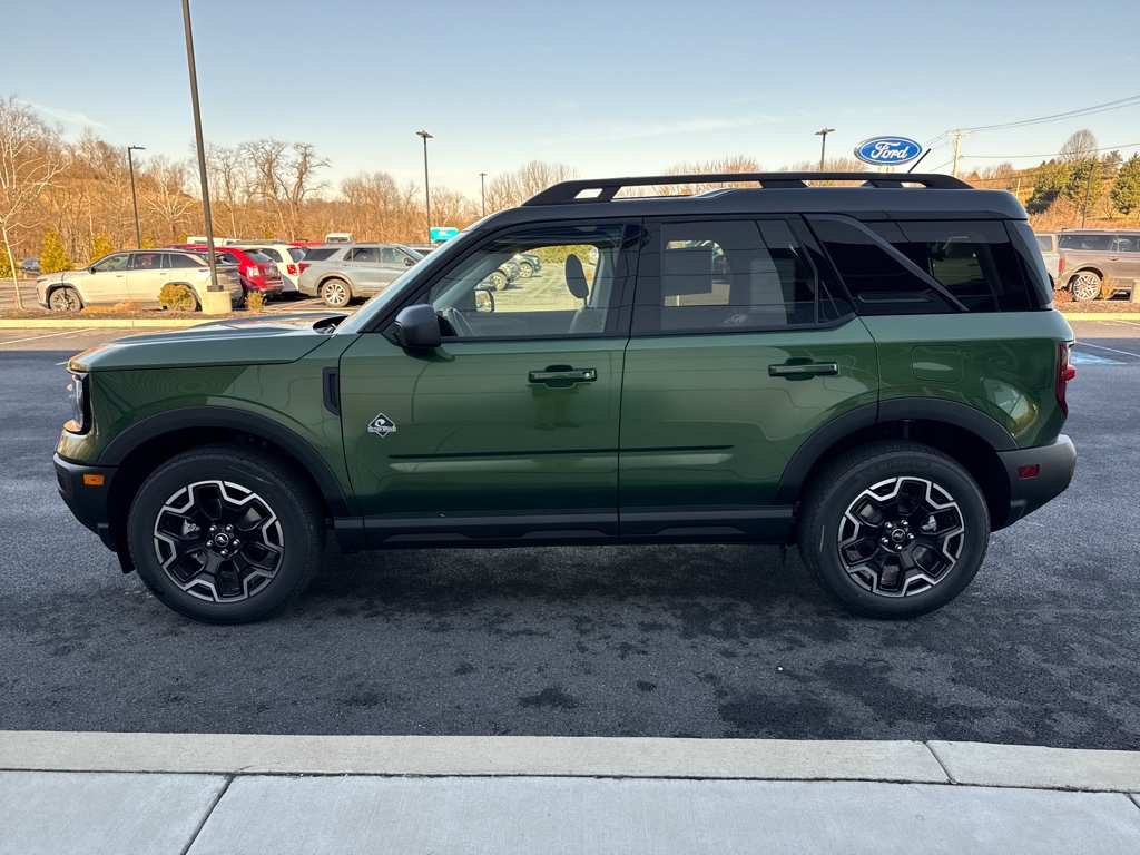 New 2025 Eruption Green Metallic Ford Outer Banks image 12