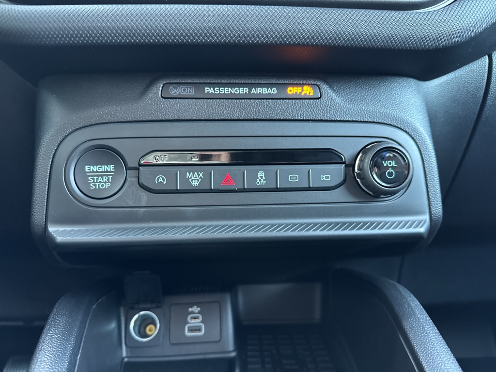 New 2025 Eruption Green Metallic Ford Outer Banks image 22