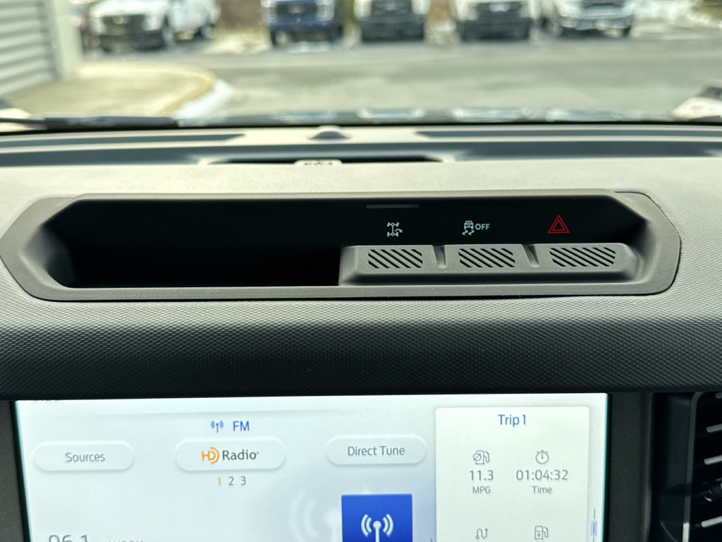 New 2025 Azure Gray Met Tri-coat Ford Big Bend image 27