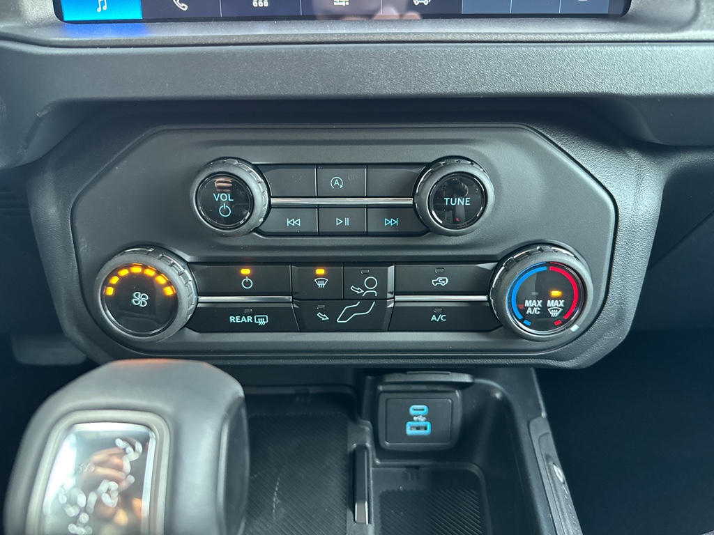 New 2025 Azure Gray Met Tri-coat Ford Big Bend image 23