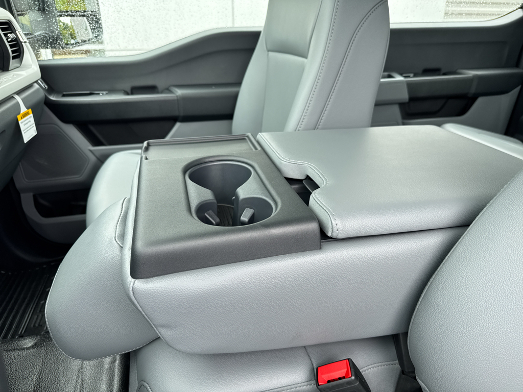 New 2026 Oxford White Ford XL image 27