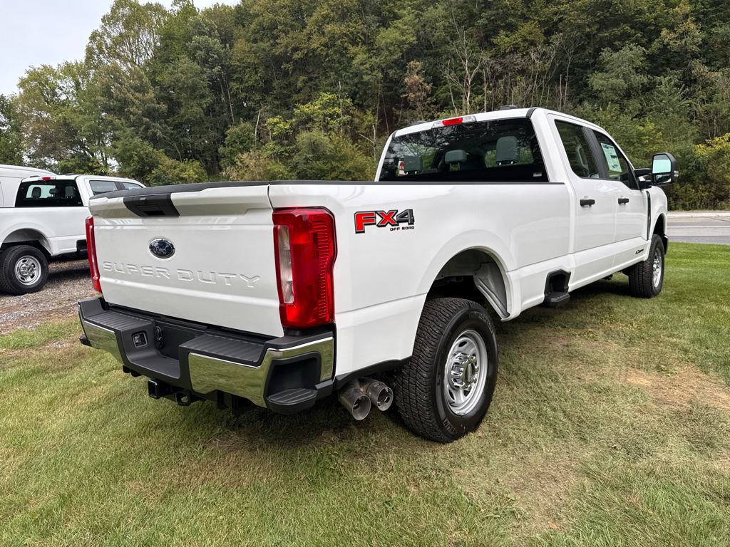 New 2026 Oxford White Ford XL image 17