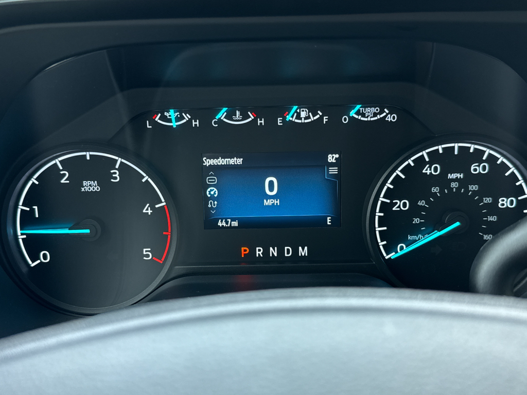 New 2026 Oxford White Ford XL image 9