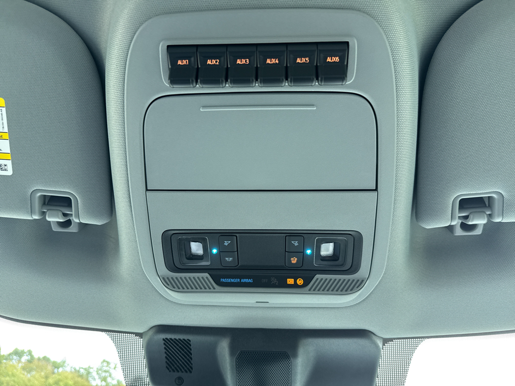 New 2026 Oxford White Ford XL image 26