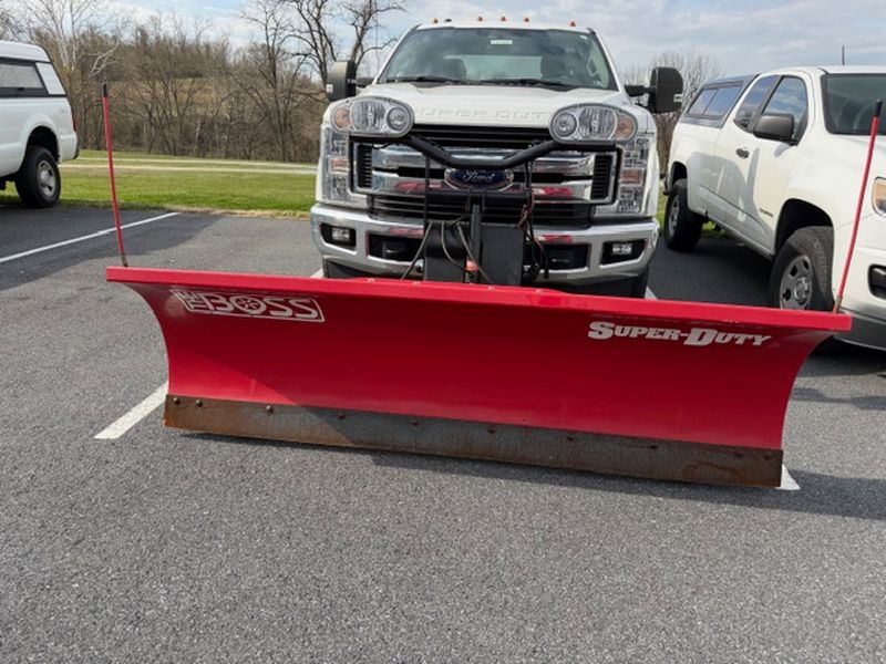 Used 2019 Oxford White Ford XLT image 4