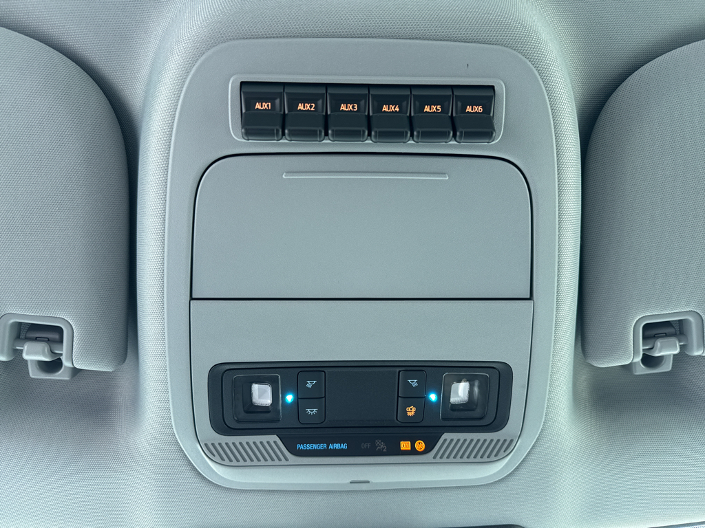 New 2026 Agate Black Metallic Ford XL image 26