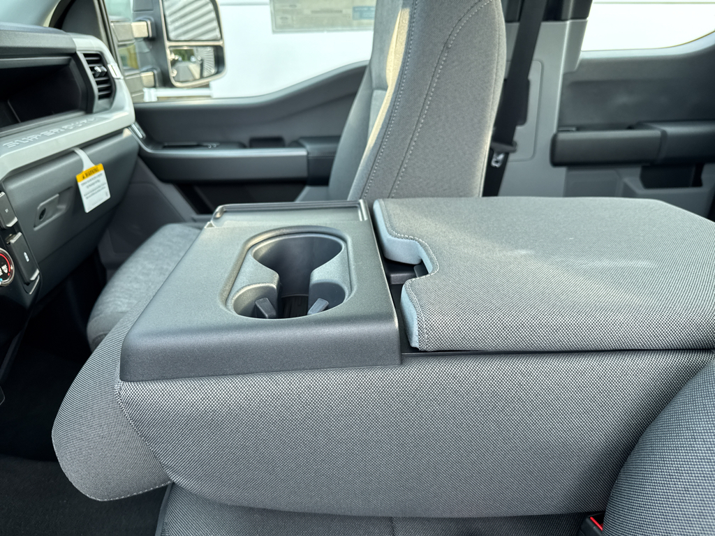 New 2026 Agate Black Metallic Ford XL image 10